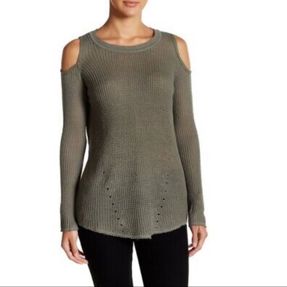 Willow and Clay Cold Shoulder Sweater Small